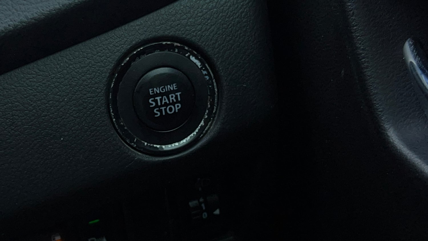 Used 2018 Maruti Suzuki Baleno Alpha Petrol+CNG (Outside Fitted) Cng Manual top_features Keyless start