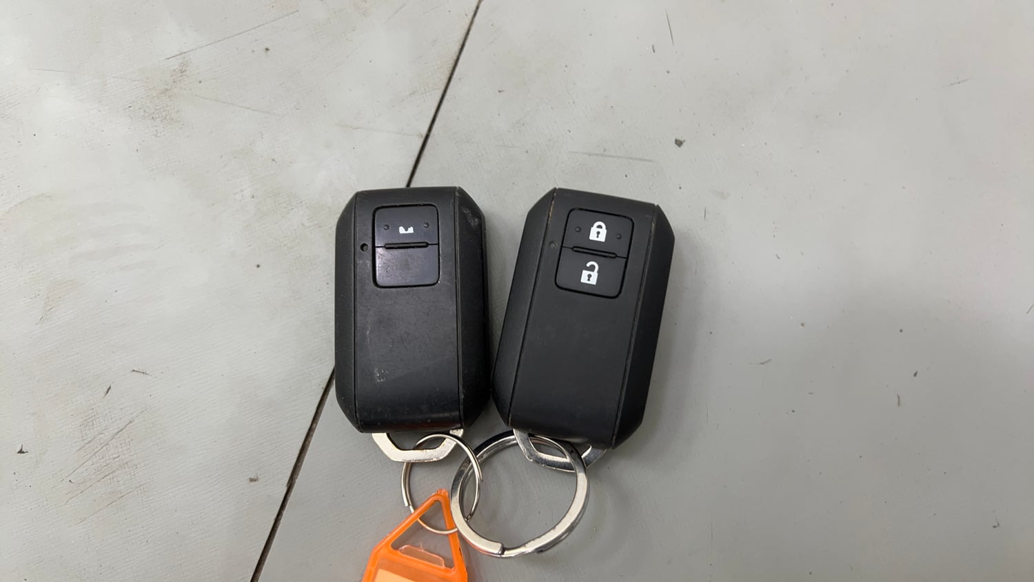 Used 2020 Maruti Suzuki Baleno Zeta Petrol Manual extra CAR KEY VIEW