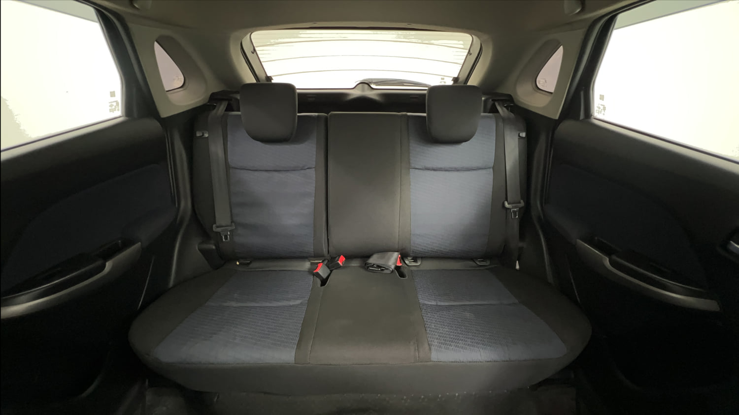 Used 2020 Maruti Suzuki Baleno Zeta Petrol Manual interior REAR SEAT CONDITION VIEW