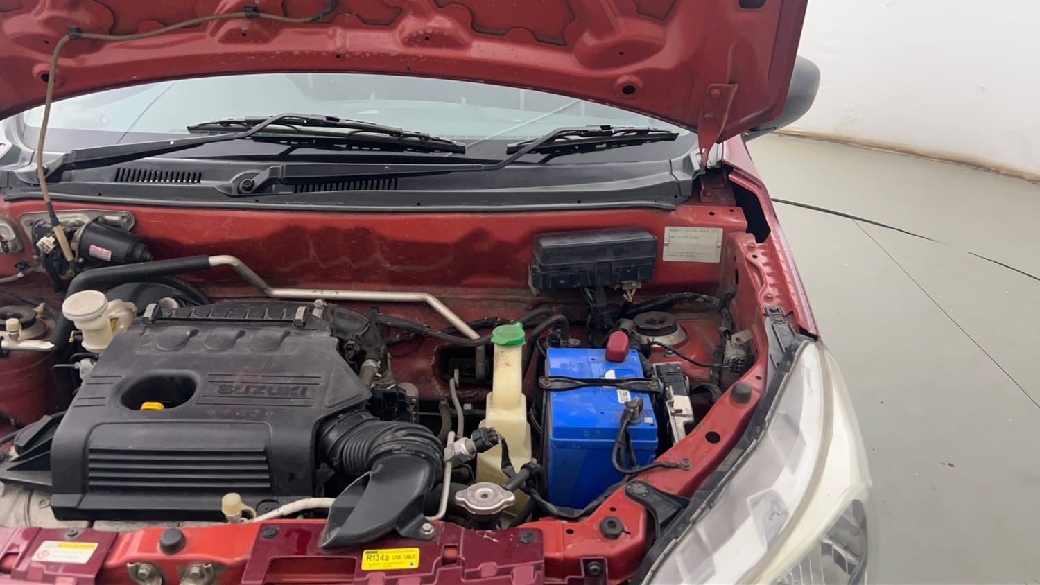 Used 2019 Maruti Suzuki Alto K10 VXi Petrol Manual engine ENGINE LEFT SIDE HINGE & APRON VIEW