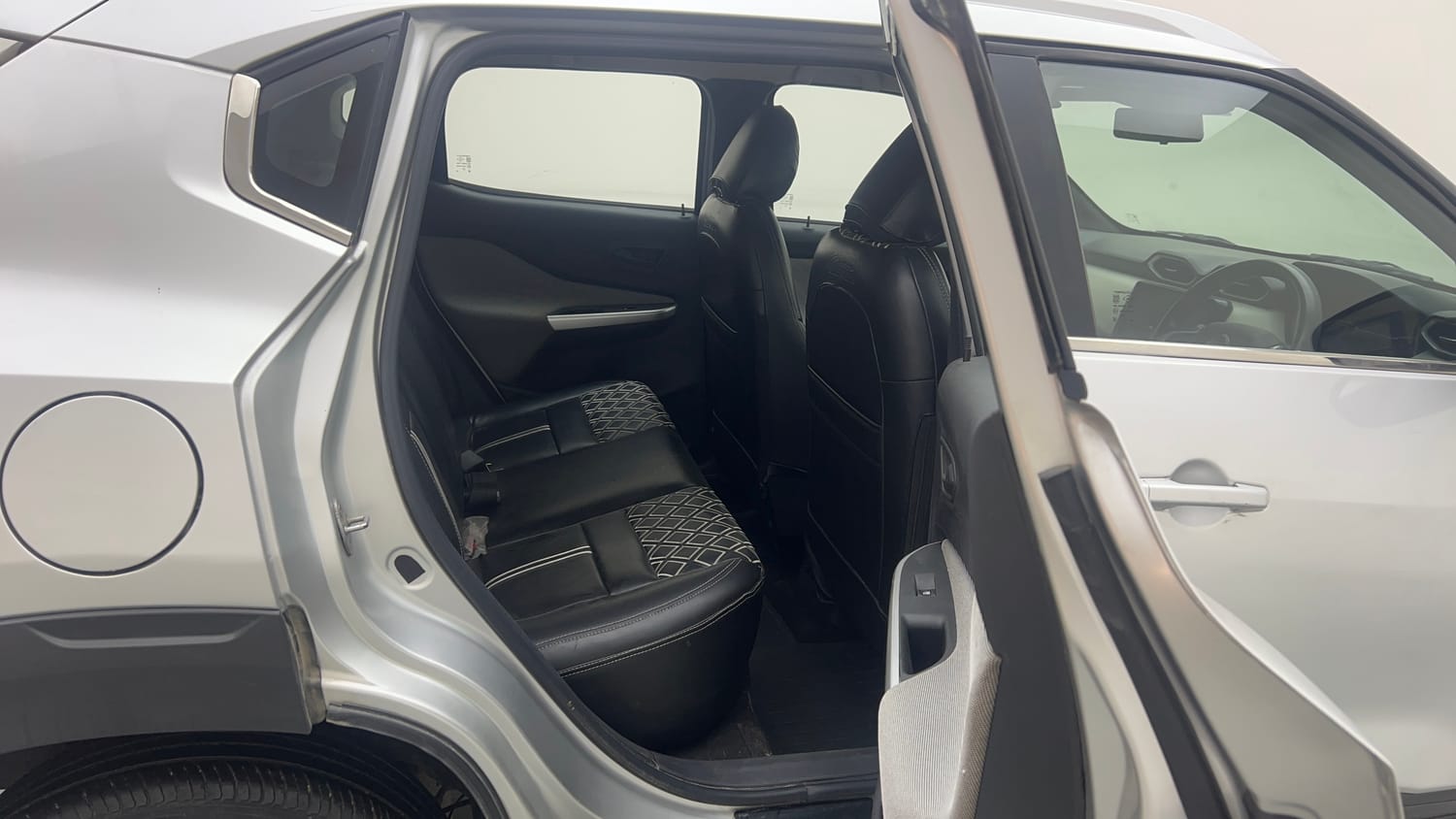 Used 2021 Nissan Magnite XE Petrol Manual interior RIGHT SIDE REAR DOOR CABIN VIEW