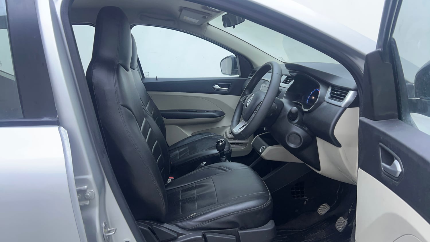 Used 2023 Renault Triber RXZ Petrol Manual interior RIGHT SIDE FRONT DOOR CABIN VIEW
