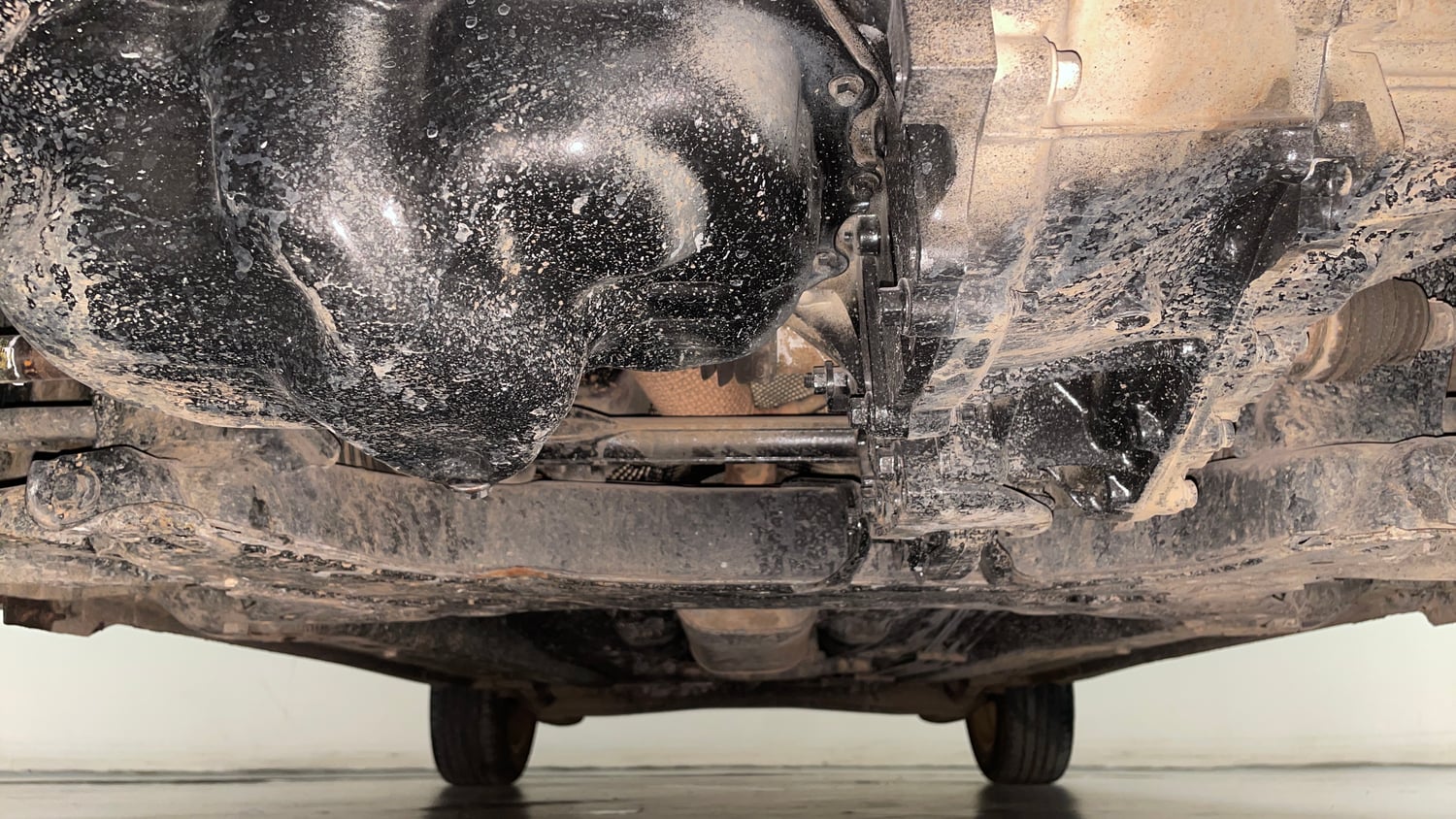 Used 2020 Ford Figo Aspire Titanium 1.2 Ti-VCT Petrol Manual extra FRONT LEFT UNDERBODY VIEW