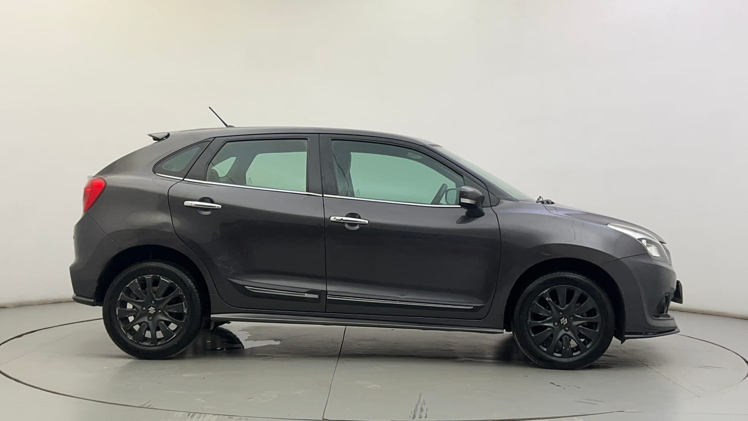 Used 2017 Maruti Suzuki Baleno RS 1.0 Petrol Manual exterior RIGHT SIDE VIEW