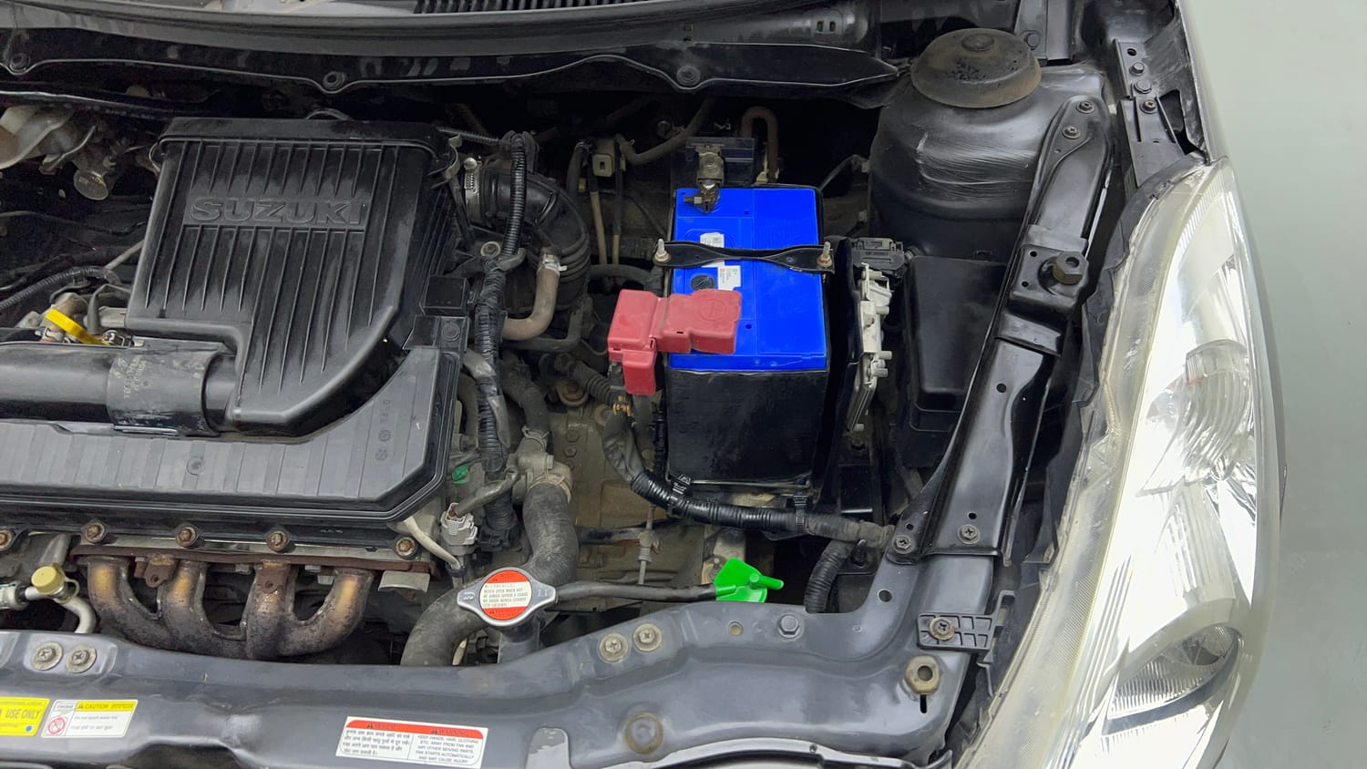 Used 2015 Maruti Suzuki Swift VXi Petrol Manual engine ENGINE LEFT SIDE VIEW