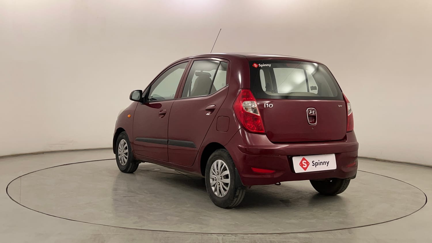 Used 2015 Hyundai i10 Sportz 1.1 iRDE2 Petrol Manual exterior LEFT REAR CORNER VIEW