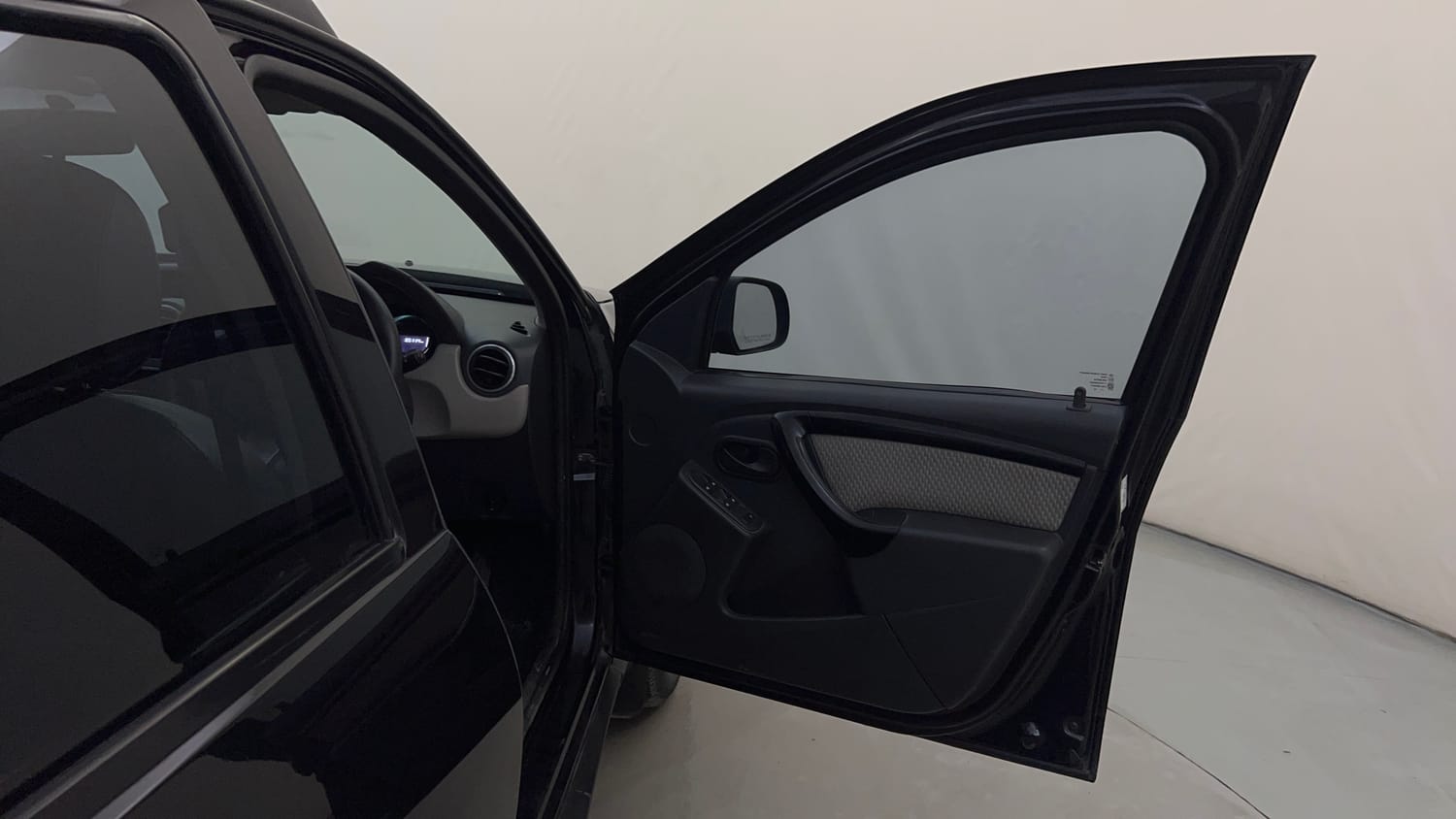 Used 2015 Renault Duster RxL Petrol Petrol Manual interior RIGHT FRONT DOOR OPEN VIEW