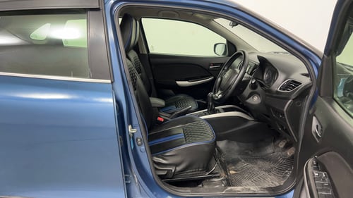 Used 2018 Maruti Suzuki Baleno Delta 1.2 Petrol Manual interior RIGHT SIDE FRONT DOOR CABIN VIEW