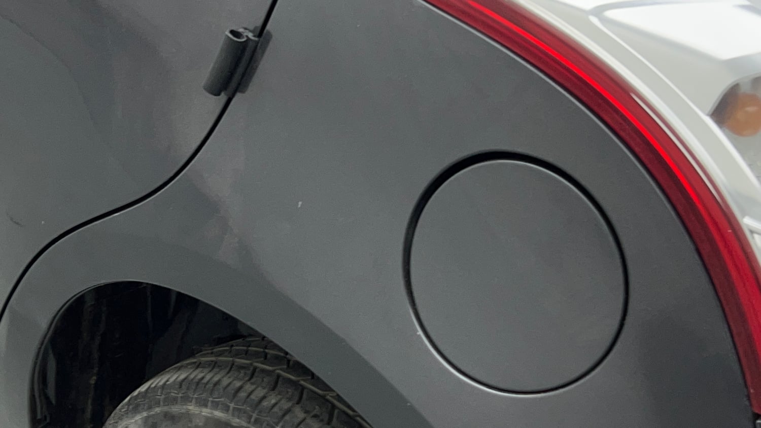 Used 2015 Maruti Suzuki Swift VXi Petrol Manual dents MINOR DENT