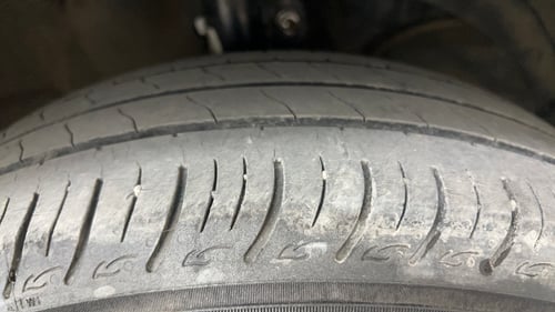 Used 2018 Maruti Suzuki Baleno Delta 1.2 Petrol Manual tyres RIGHT FRONT TYRE TREAD VIEW