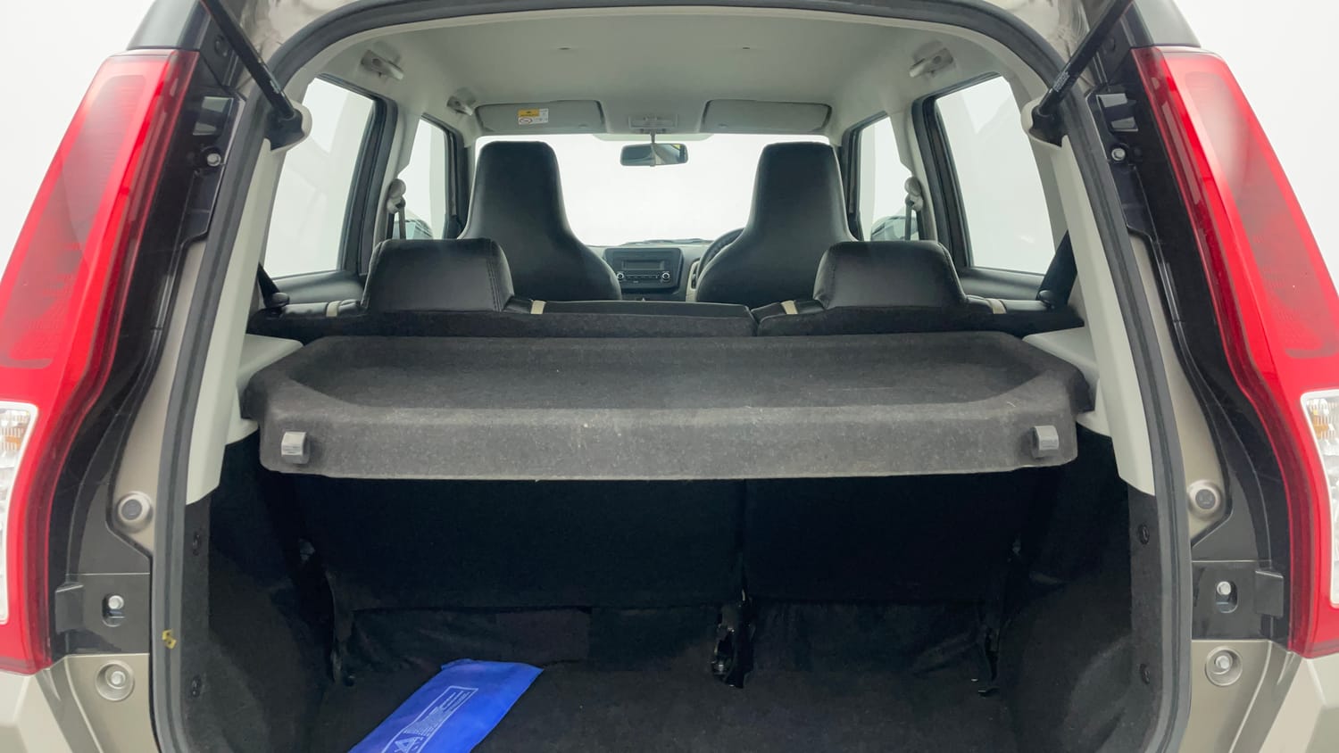Used 2024 Maruti Suzuki Wagon R VXI 1.0 AGS Petrol Automatic interior DICKY INSIDE VIEW