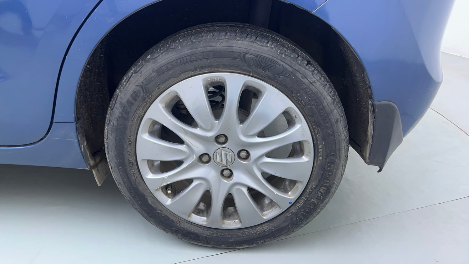 Used 2018 Maruti Suzuki Baleno Alpha Petrol+CNG (Outside Fitted) Cng Manual tyres LEFT REAR TYRE RIM VIEW