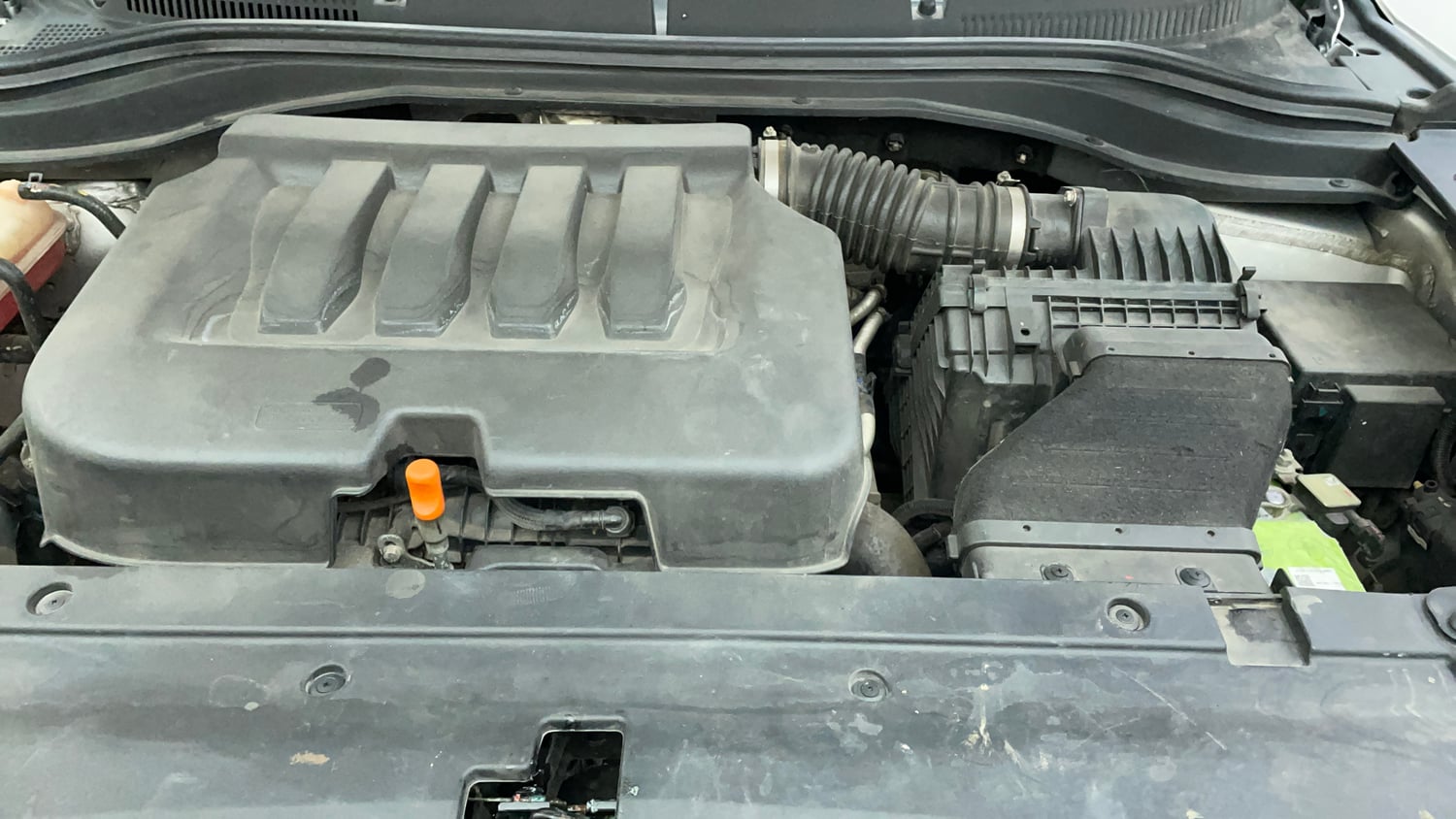 Used 2022 Mahindra XUV700 AX 5 Petrol AT 5 STR Petrol Automatic engine ENGINE LEFT SIDE VIEW