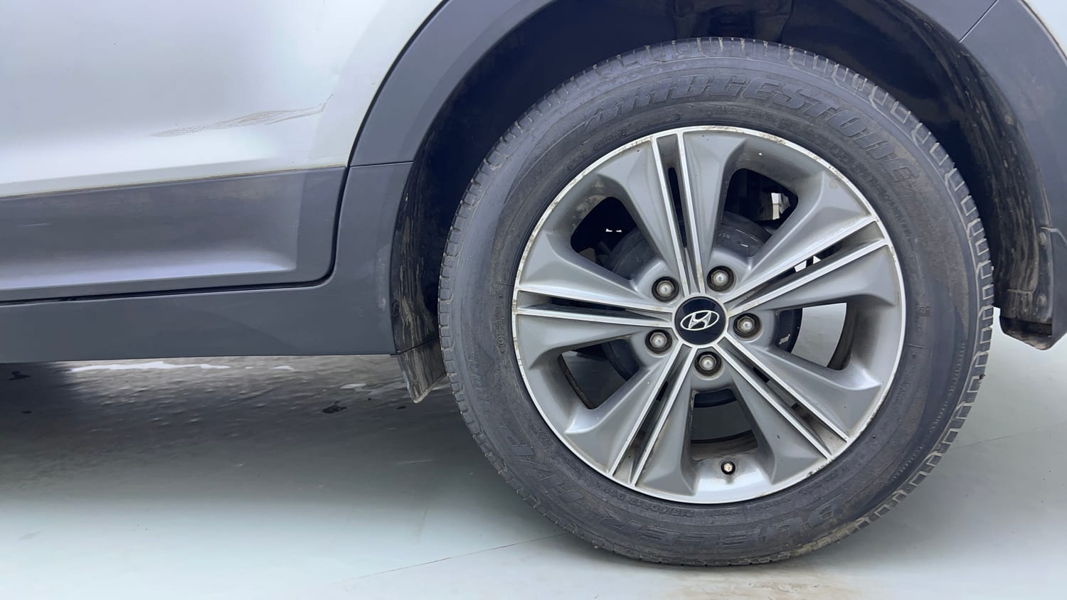 Used 2018 Hyundai Creta SX Plus 1.6 AT Petrol Petrol Automatic tyres LEFT REAR TYRE RIM VIEW