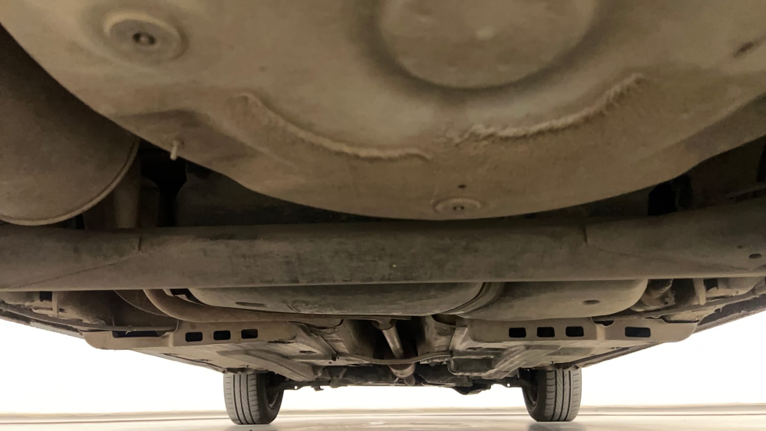 Used 2015 Volkswagen Polo Comfortline 1.2L (P) Petrol Manual extra REAR UNDERBODY VIEW (TAKEN FROM REAR)