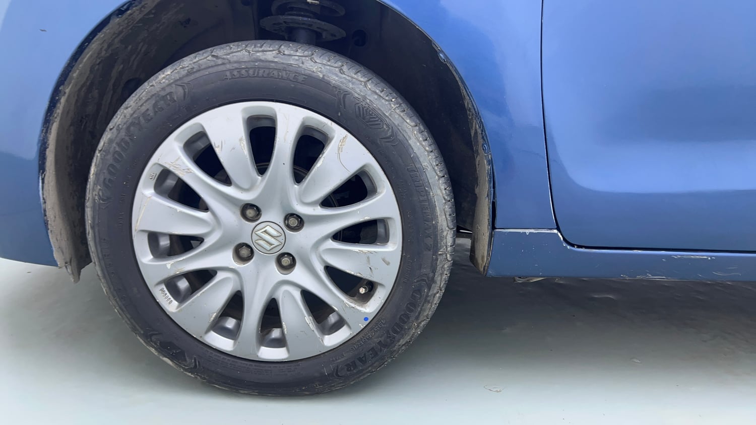 Used 2018 Maruti Suzuki Baleno Alpha Petrol+CNG (Outside Fitted) Cng Manual tyres LEFT FRONT TYRE RIM VIEW