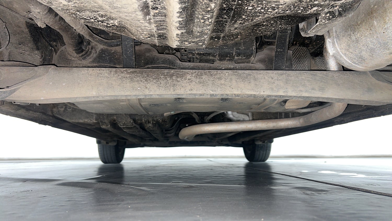 Used 2016 Hyundai Elite i20 Sportz 1.2 Petrol Manual extra REAR UNDERBODY VIEW (TAKEN FROM REAR)