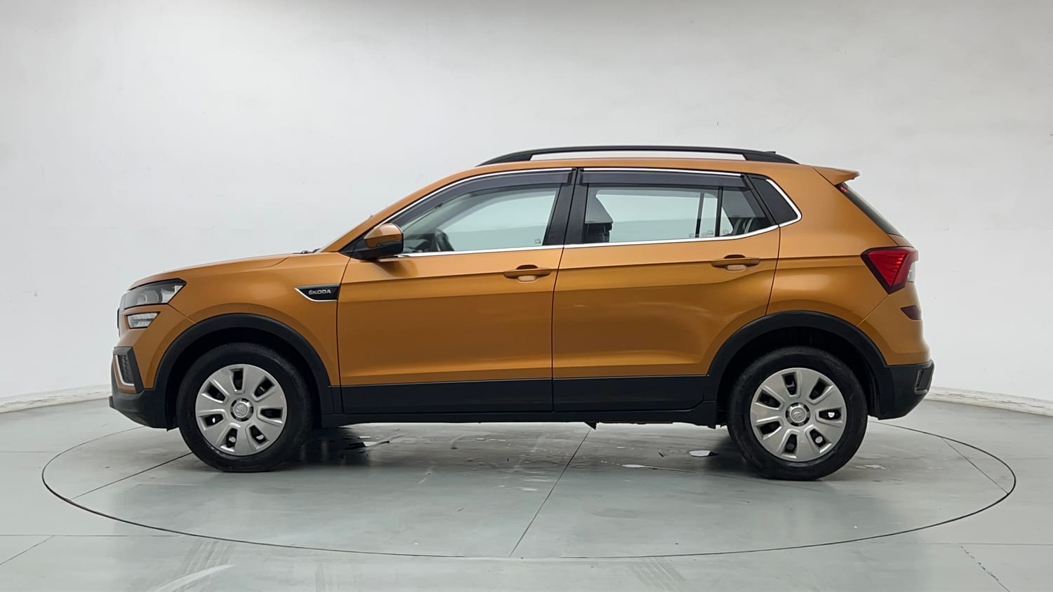 Used 2021 Skoda Kushaq Active 1.0 TSI MT Petrol Manual exterior LEFT SIDE VIEW