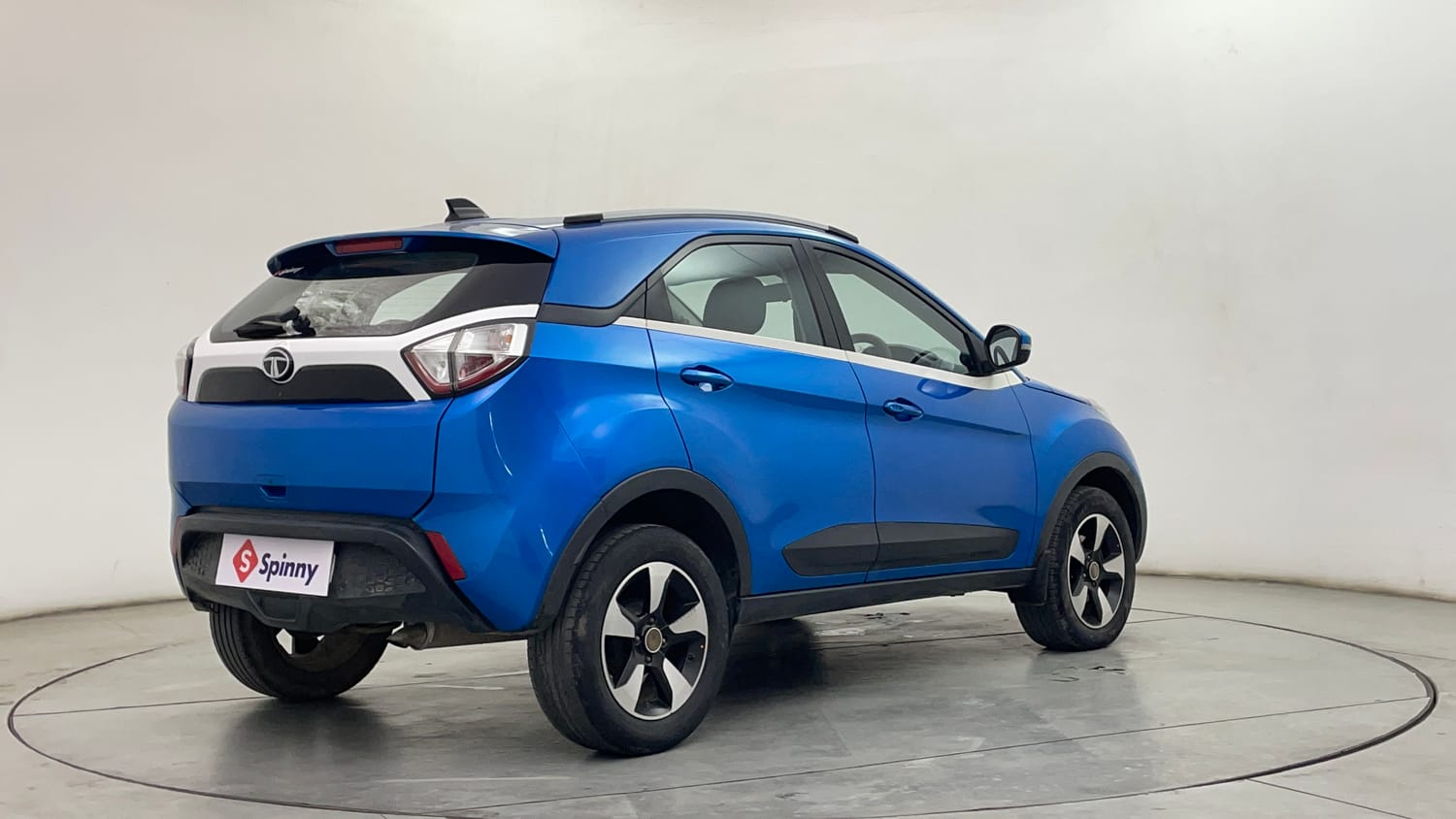 Used 2019 Tata Nexon XZ Plus Diesel Diesel Manual exterior RIGHT REAR CORNER VIEW