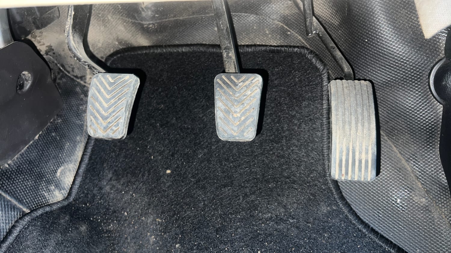 Used 2017 Hyundai Eon Era + Petrol Manual interior PEDALS VIEW