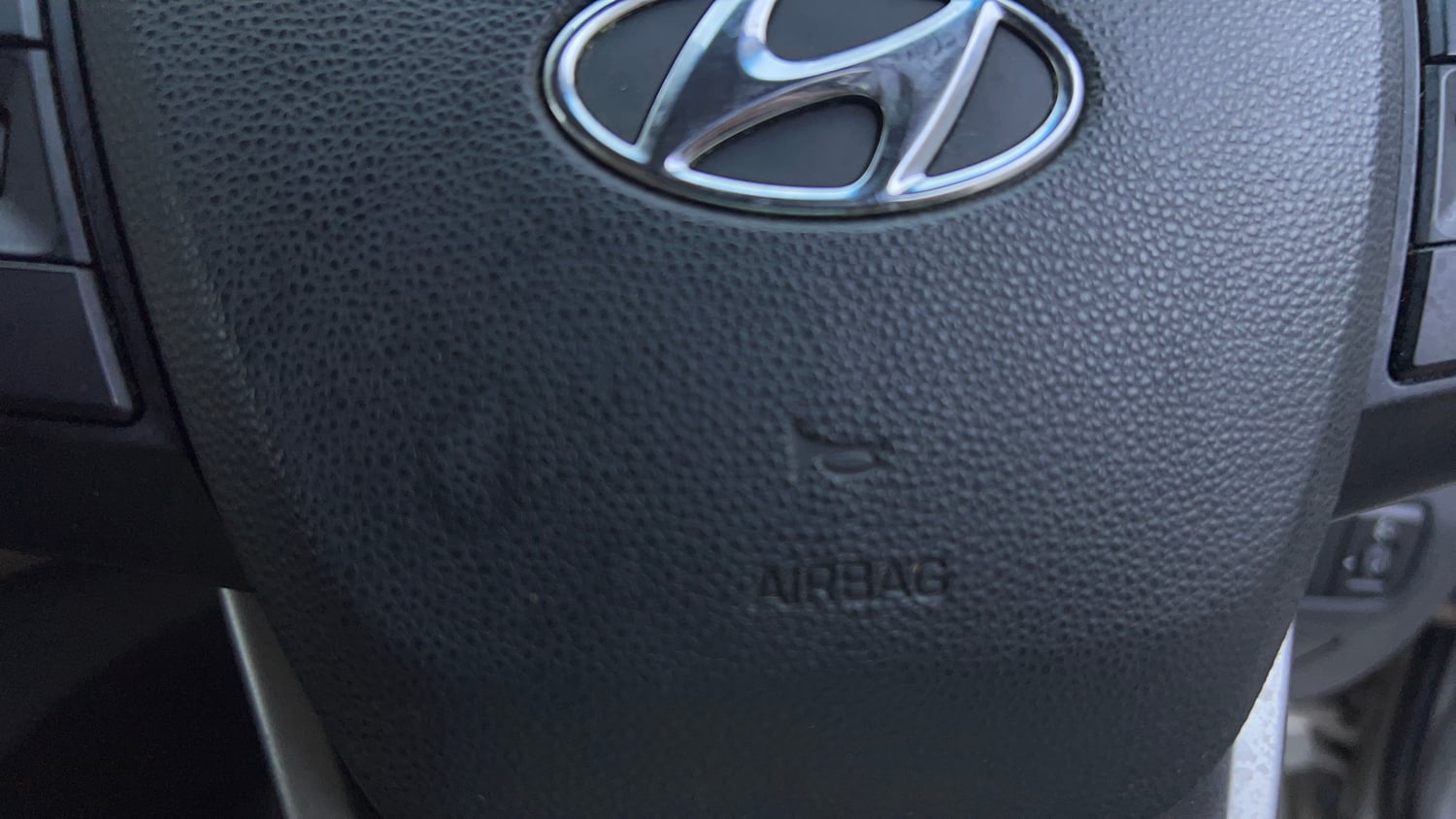 Used 2018 Hyundai Creta SX Plus 1.6 AT Petrol Petrol Automatic top_features Airbags