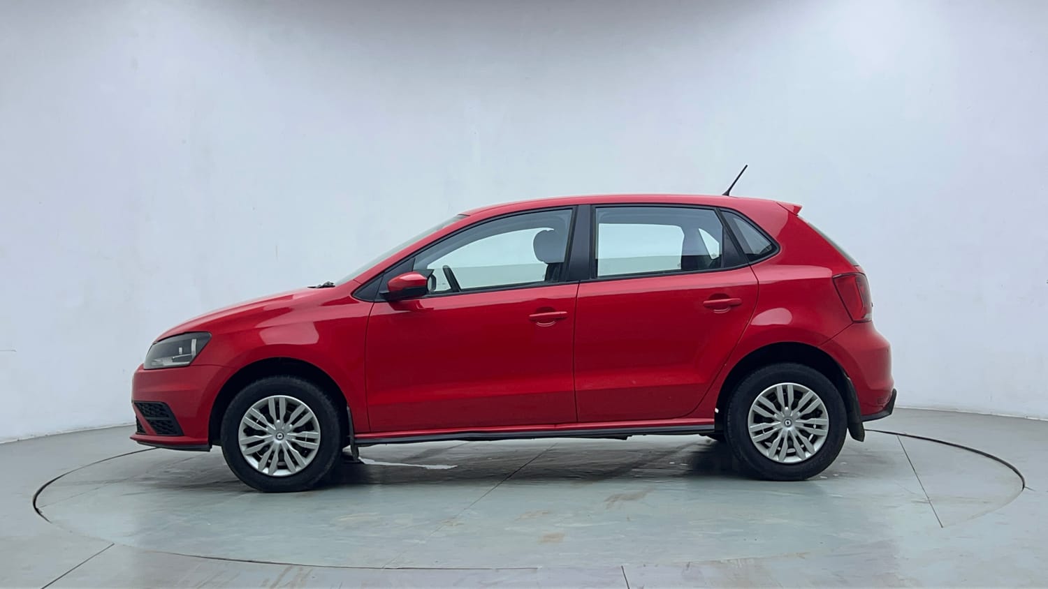 Used 2021 Volkswagen Polo Trendline 1.0L MPI Petrol Manual exterior LEFT SIDE VIEW