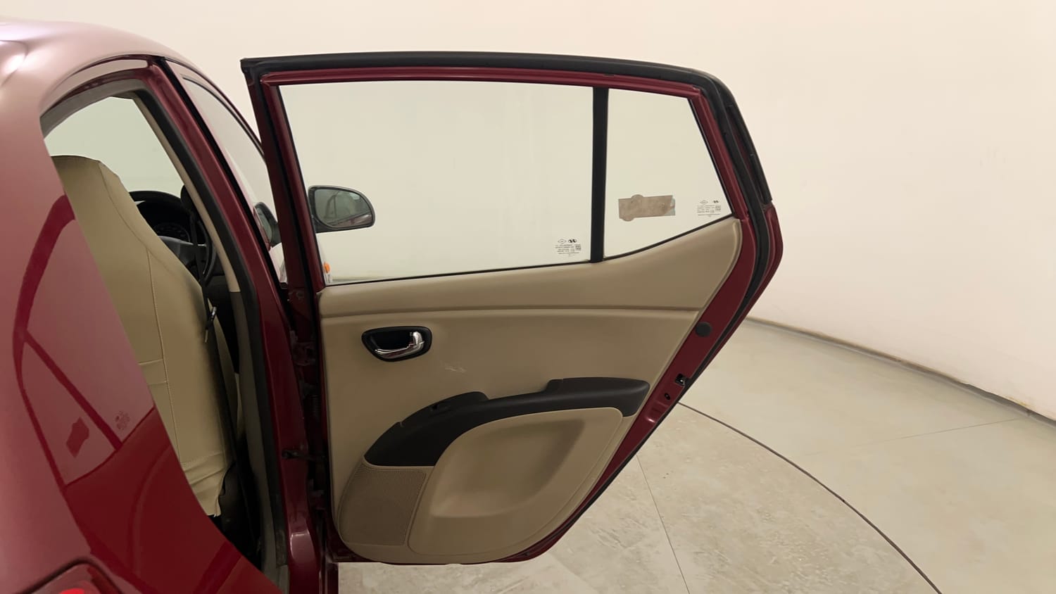 Used 2015 Hyundai i10 Sportz 1.1 iRDE2 Petrol Manual interior RIGHT REAR DOOR OPEN VIEW