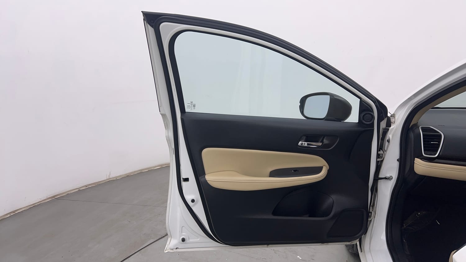 Used 2023 Honda City ZX Petrol CVT Petrol Automatic interior LEFT FRONT DOOR OPEN VIEW