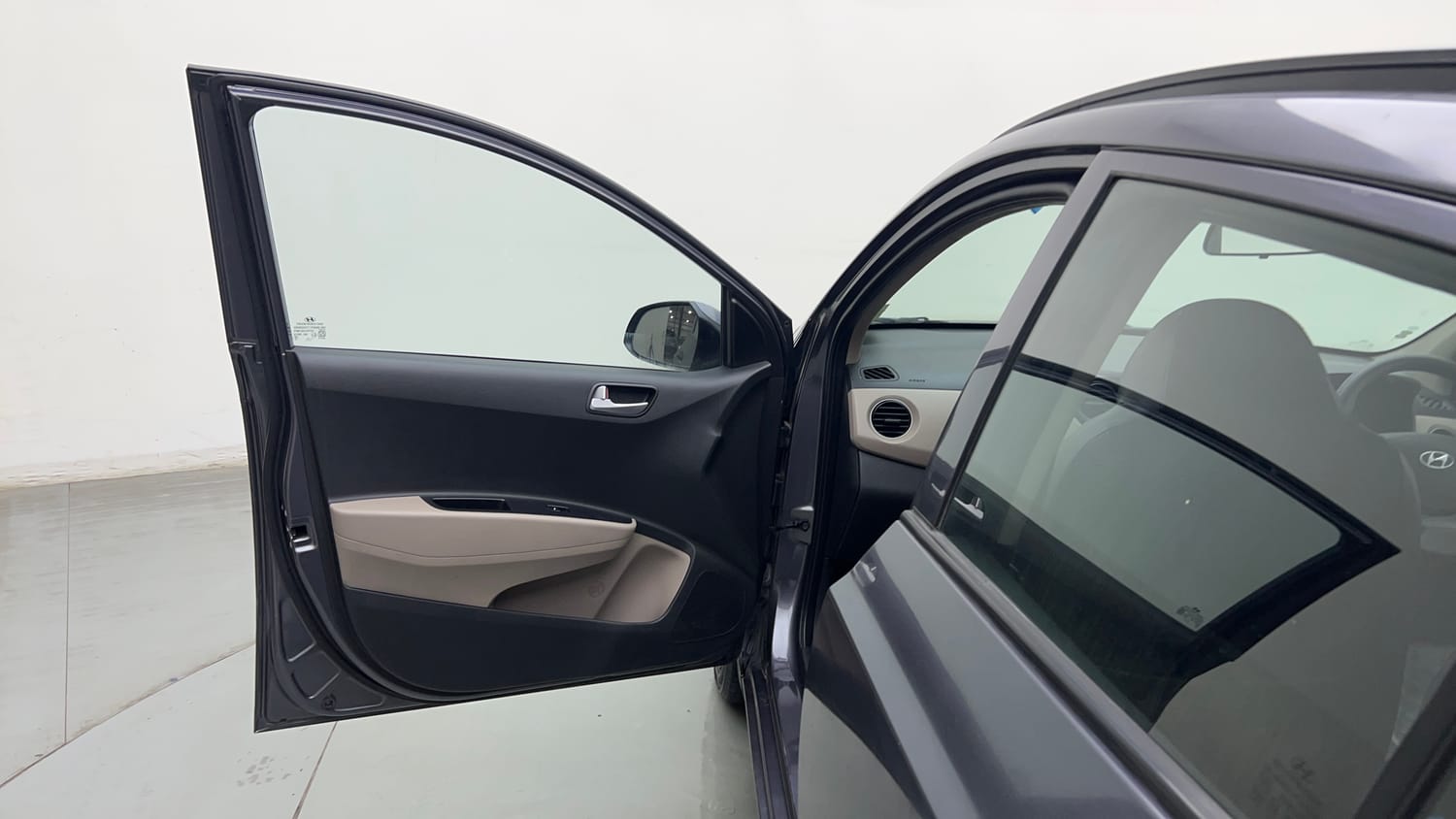 Used 2019 Hyundai Grand i10 Sportz 1.2 Kappa VTVT Petrol Manual interior LEFT FRONT DOOR OPEN VIEW