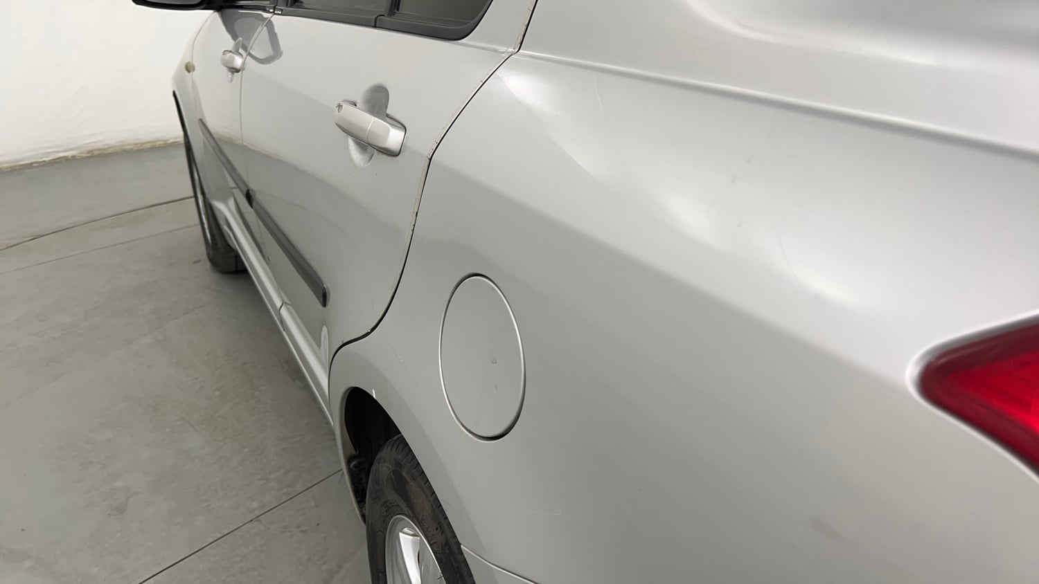 Used 2012 Maruti Suzuki Swift Dzire ZXi 1.2 BS-IV Petrol Manual dents MINOR SCRATCH