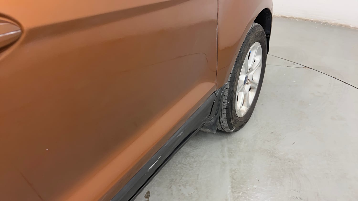 Used 2019 Ford EcoSport Titanium + 1.5L TDCi Diesel Manual dents MINOR SCRATCH