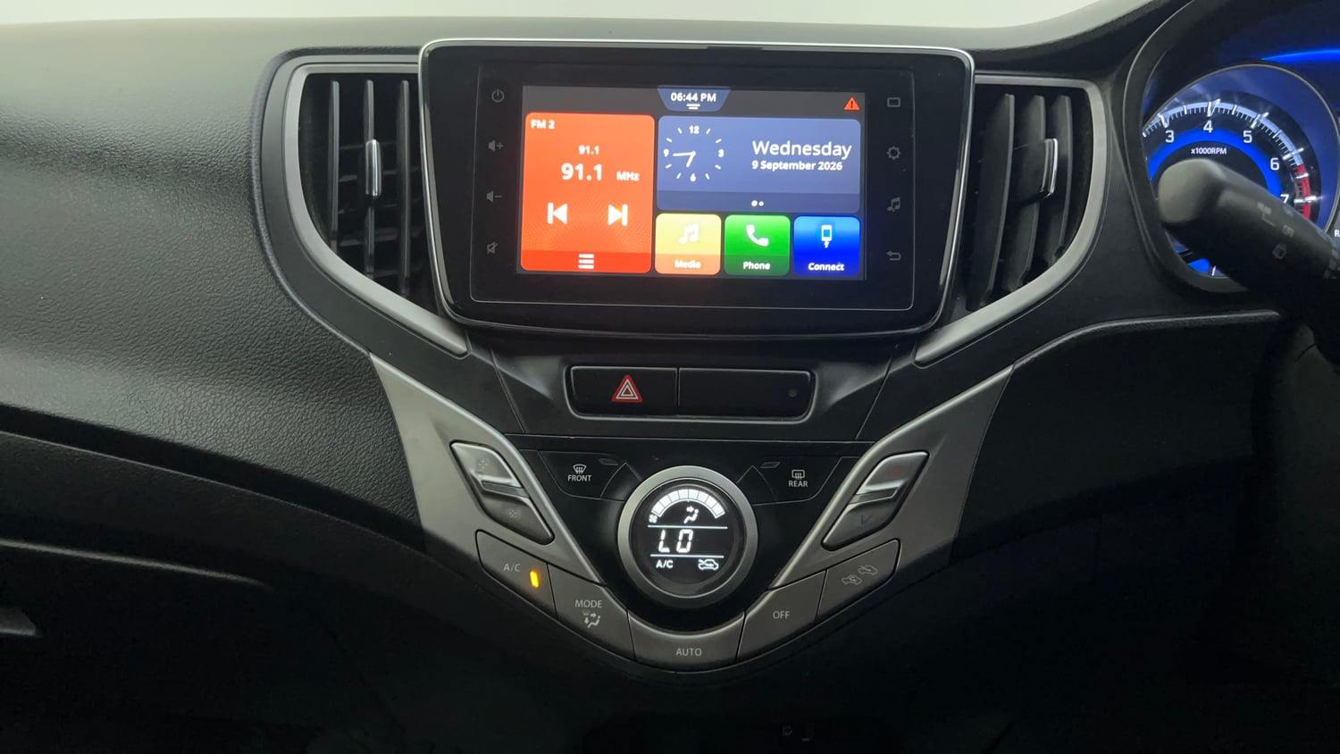 Used 2020 Maruti Suzuki Baleno Zeta Petrol Manual interior MUSIC SYSTEM & AC CONTROL VIEW