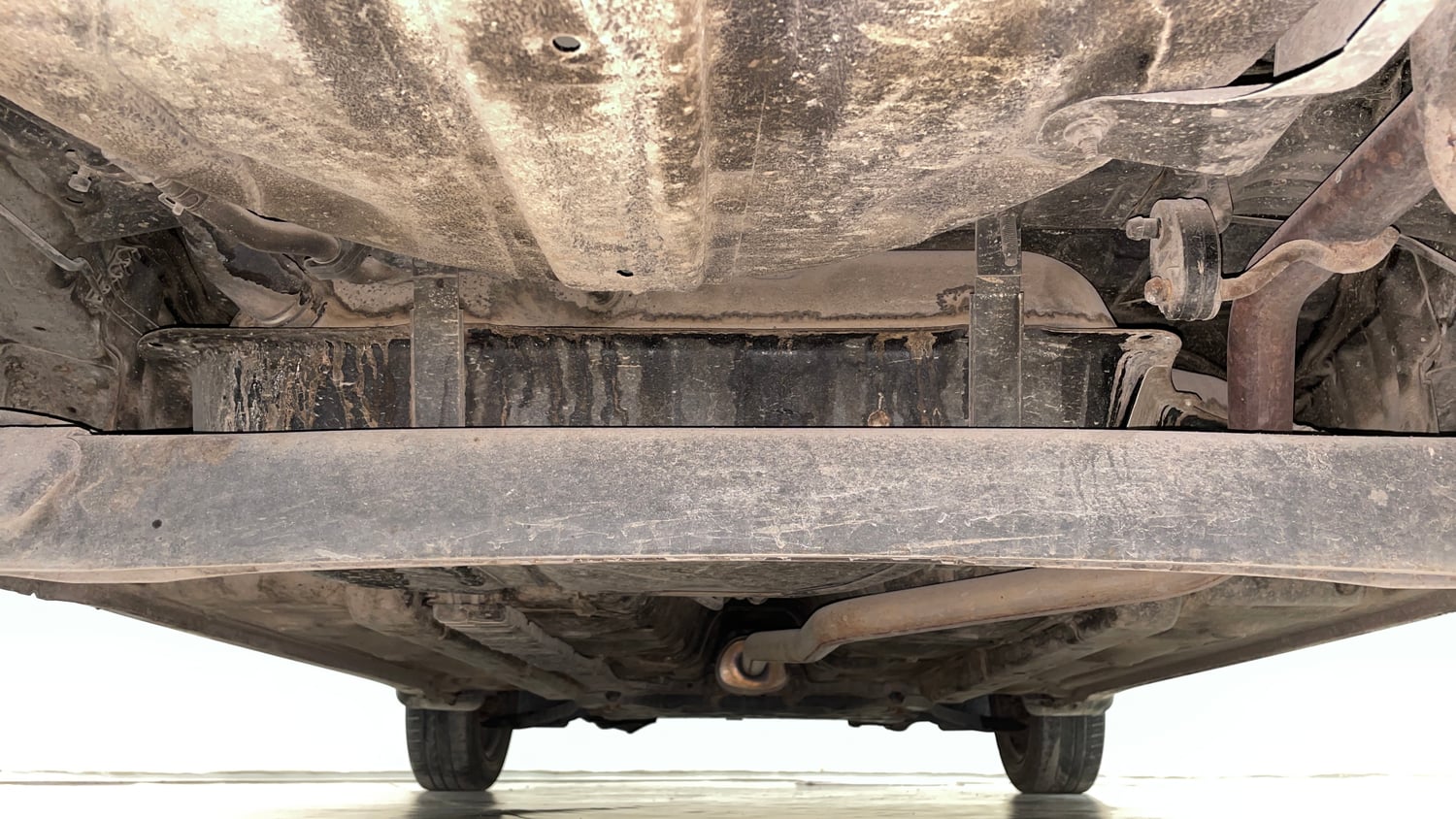 Used 2015 Hyundai Grand i10 Sportz 1.2 Kappa VTVT Petrol Manual extra REAR UNDERBODY VIEW (TAKEN FROM REAR)