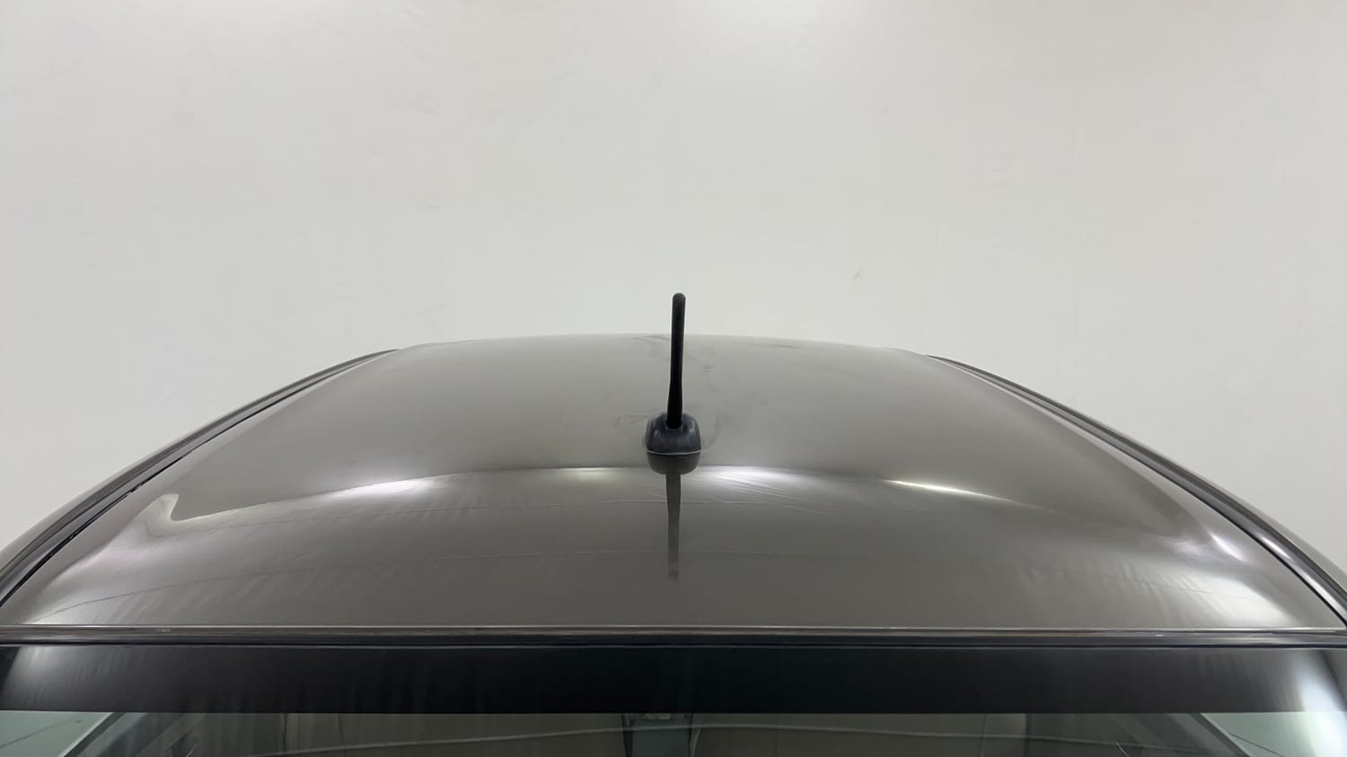 Used 2015 Maruti Suzuki Swift Dzire VXI Petrol Manual exterior EXTERIOR ROOF VIEW