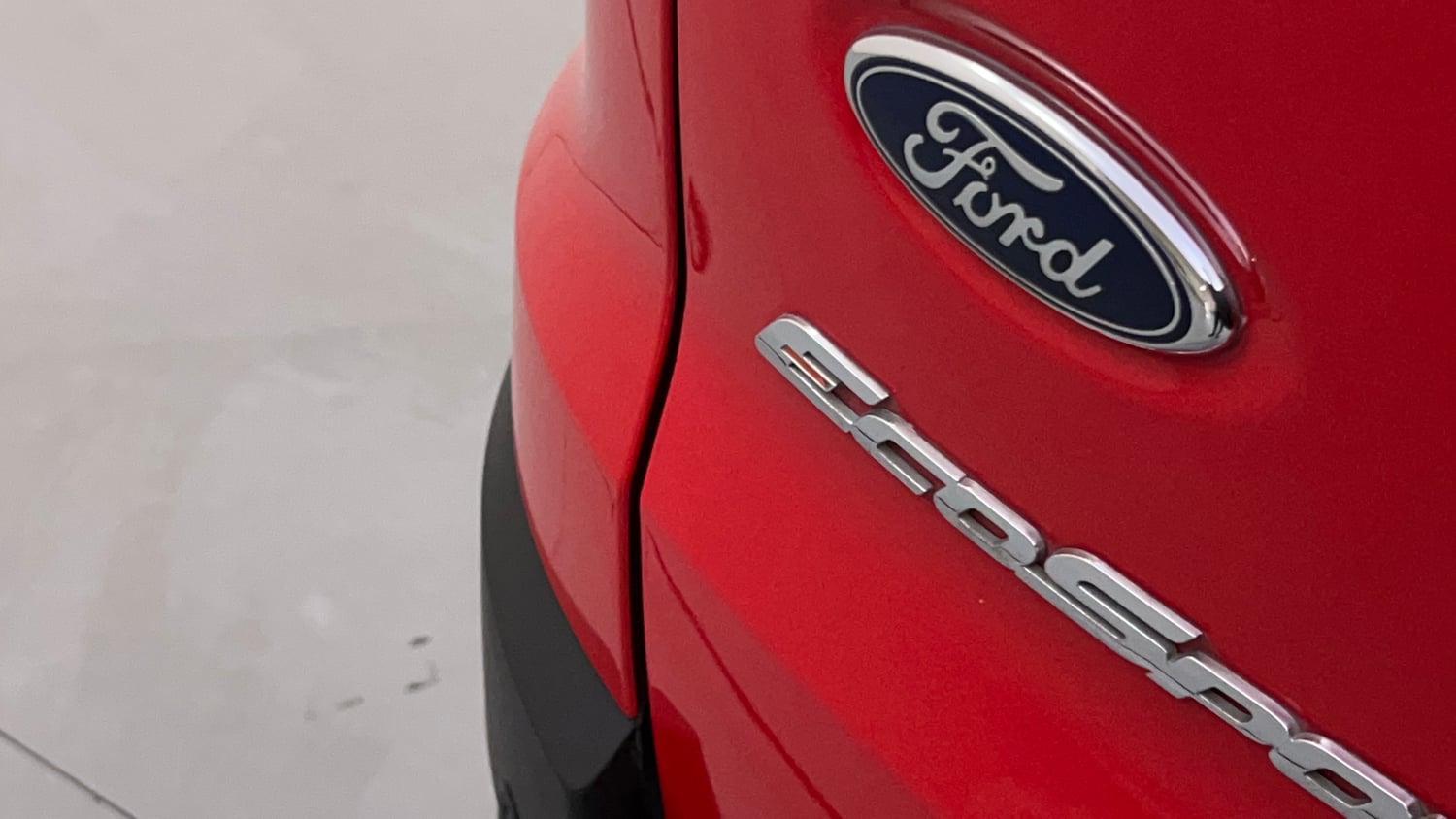 Used 2018 Ford EcoSport Titanium + 1.5L TDCi Diesel Manual dents MINOR DENT