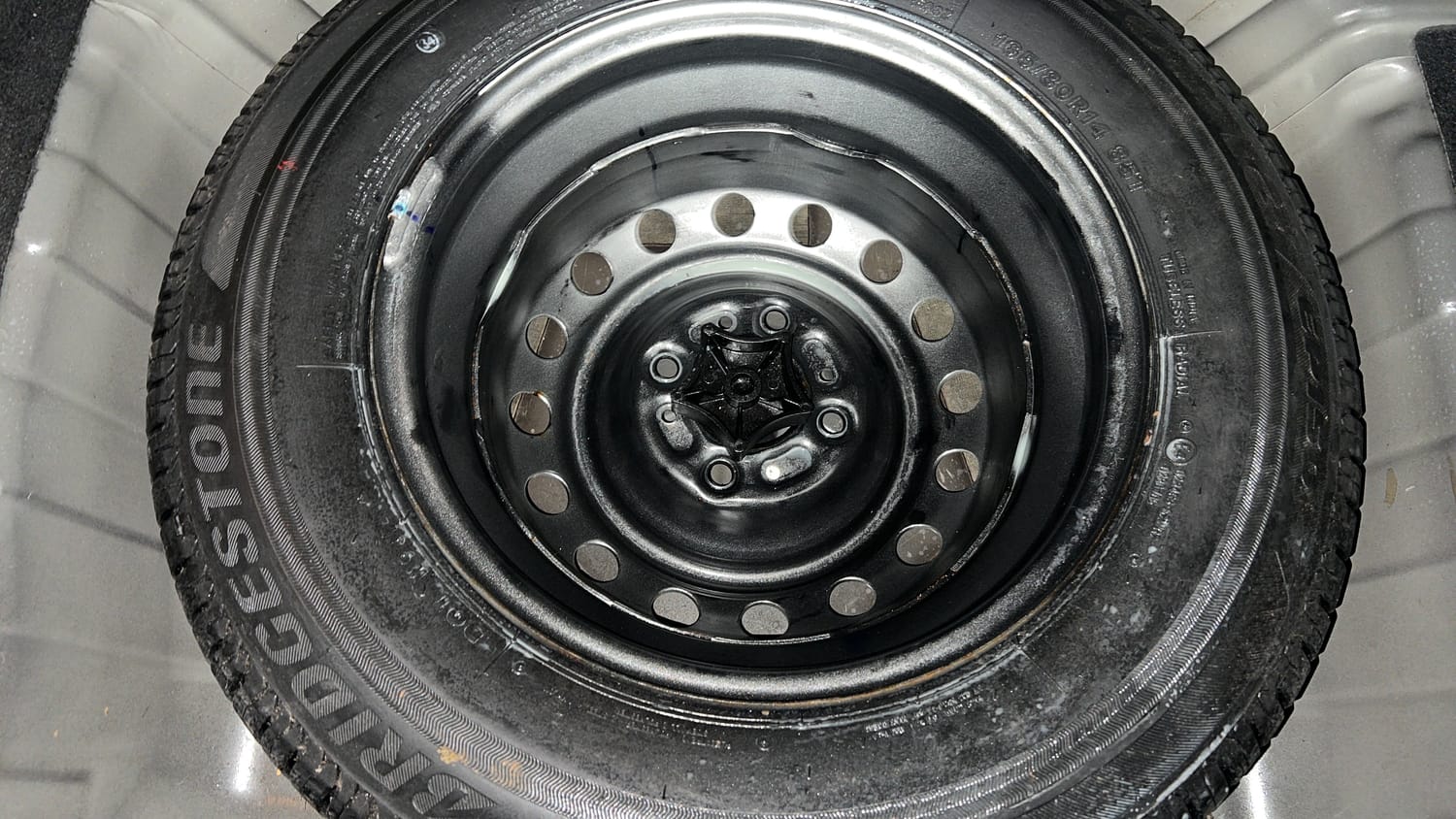 Used 2022 Tata Altroz XZ Plus Diesel Dark Edition Diesel Manual tyres SPARE TYRE VIEW