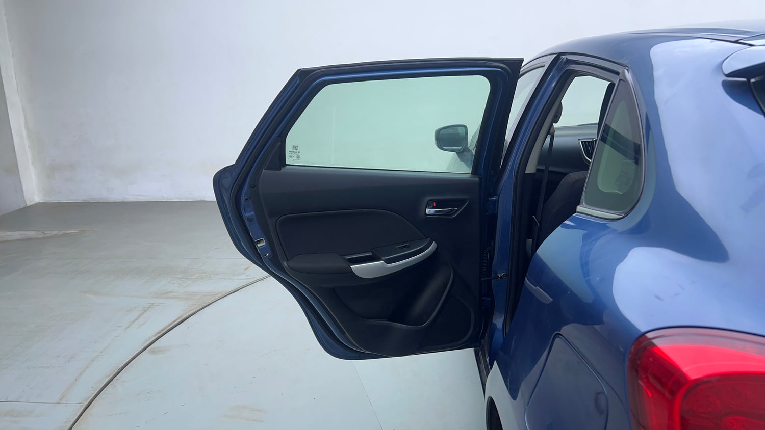 Used 2018 Maruti Suzuki Baleno Alpha Petrol+CNG (Outside Fitted) Cng Manual interior LEFT REAR DOOR OPEN VIEW