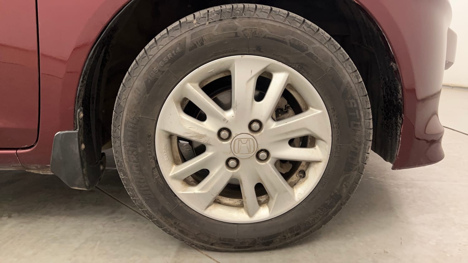 Used 2014 Honda Amaze 1.5 VX i-DTEC Diesel Manual tyres RIGHT FRONT TYRE RIM VIEW