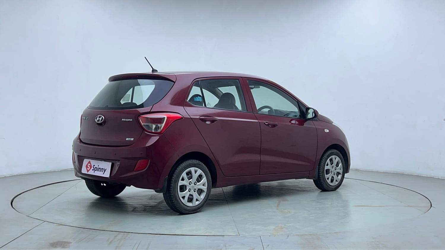 Used 2014 Hyundai Grand i10 Magna 1.2 Kappa VTVT Petrol Manual exterior RIGHT REAR CORNER VIEW