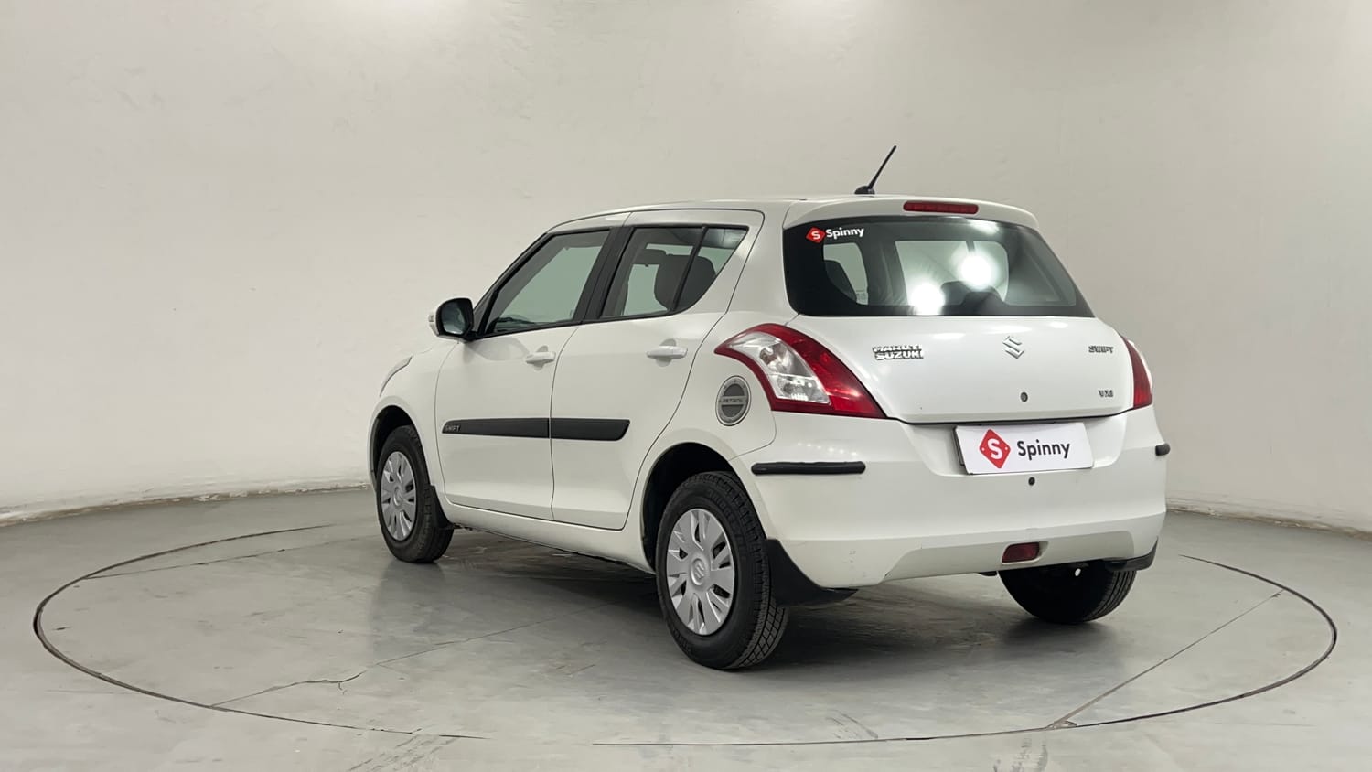 Used 2013 Maruti Suzuki Swift VXi Petrol Manual exterior LEFT REAR CORNER VIEW