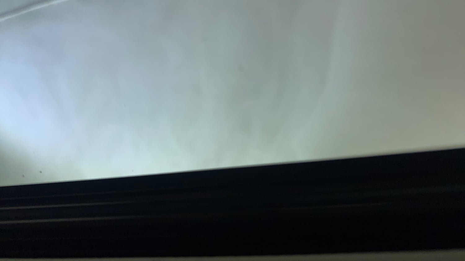 Used 2019 Mahindra XUV500 W9 AT Diesel Automatic top_features Sunroof
