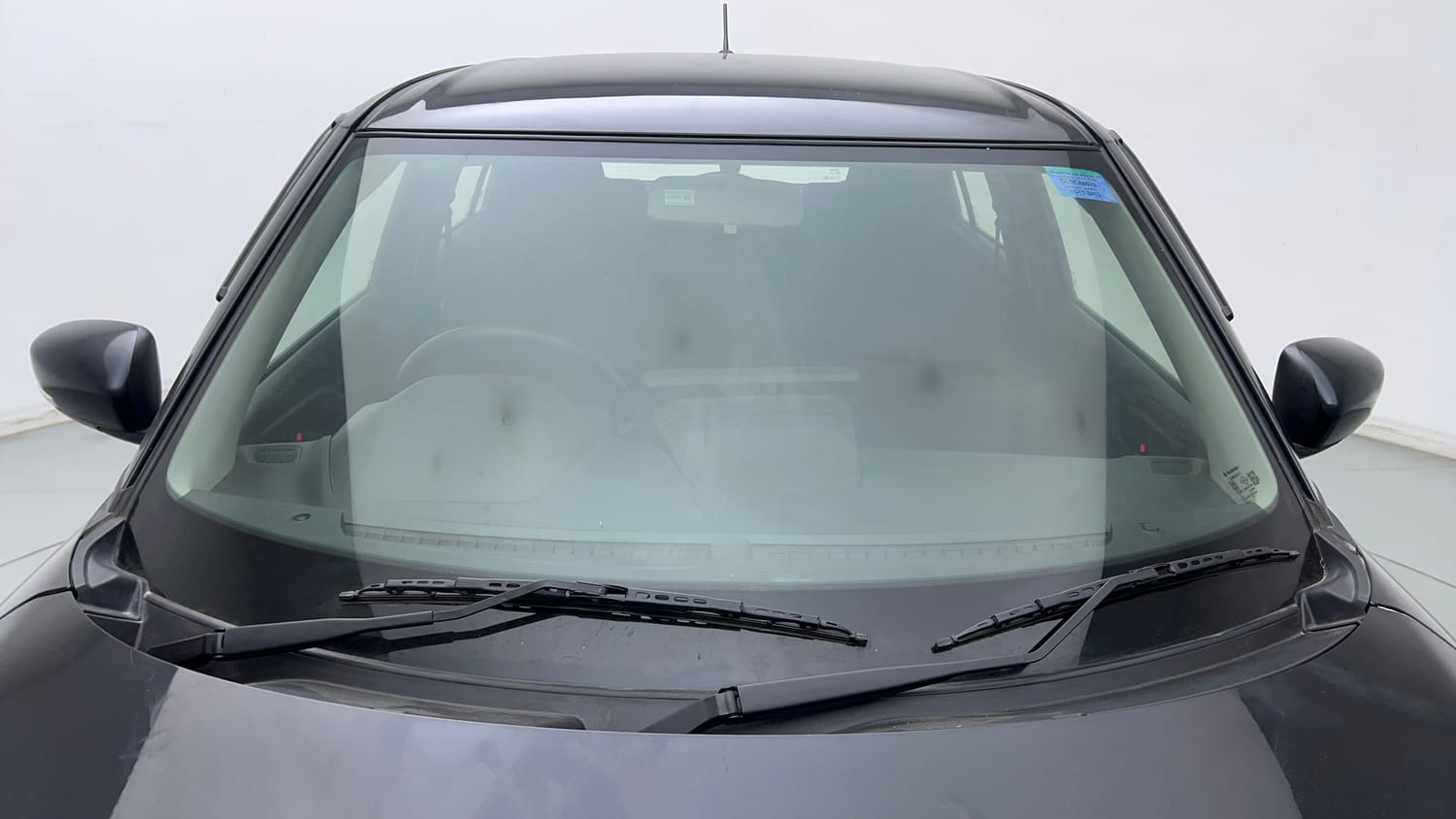 Used 2025 Maruti Suzuki Swift VXi AMT Petrol Automatic exterior FRONT WINDSHIELD VIEW