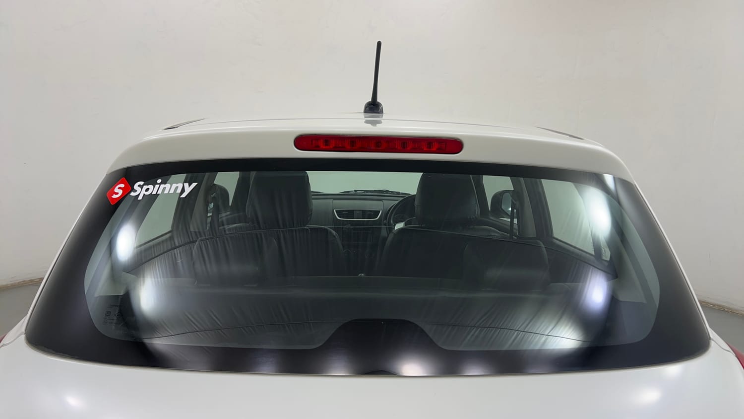 Used 2013 Maruti Suzuki Swift VXi Petrol Manual exterior BACK WINDSHIELD VIEW