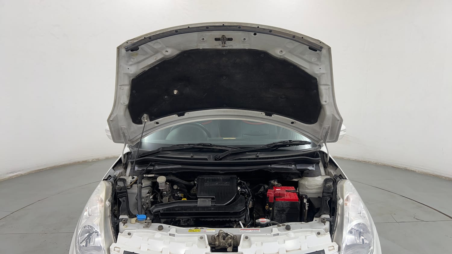 Used 2017 Maruti Suzuki Swift VXi Petrol Manual engine ENGINE & BONNET OPEN FRONT VIEW