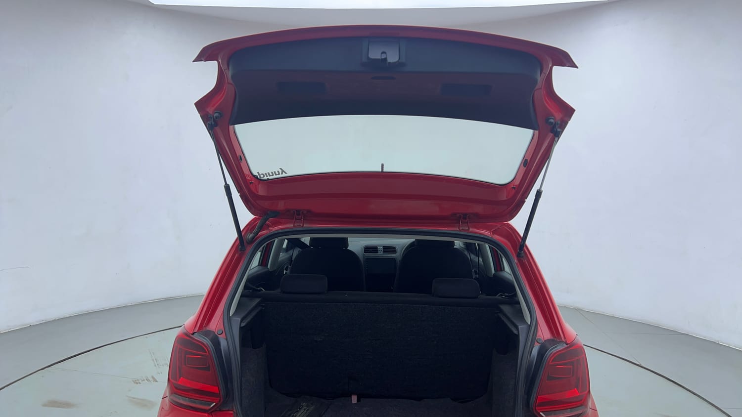 Used 2021 Volkswagen Polo Trendline 1.0L MPI Petrol Manual interior DICKY DOOR OPEN VIEW