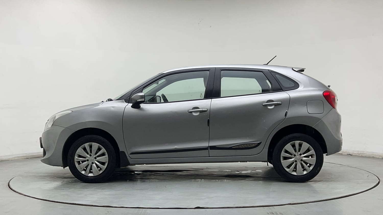 Used 2017 Maruti Suzuki Baleno Delta 1.2 Petrol Manual exterior LEFT SIDE VIEW