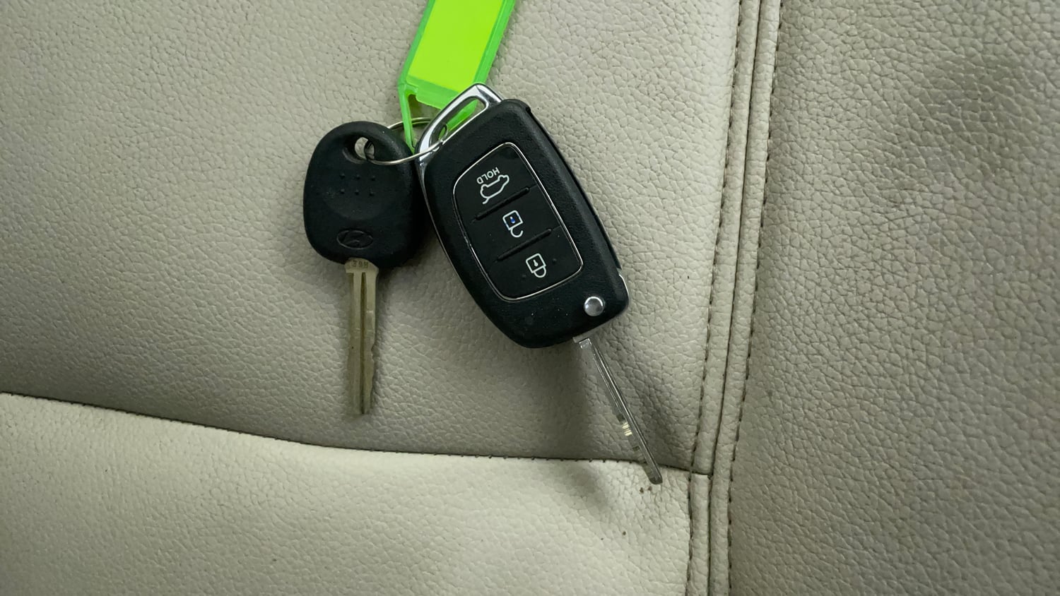 Used 2012 Hyundai i20 Sportz 1.2 Petrol Manual extra CAR KEY VIEW