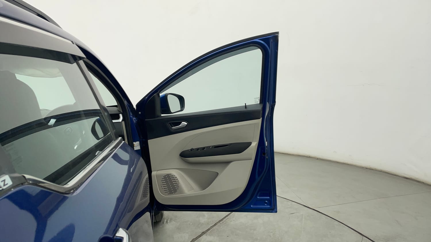 Used 2021 Renault Triber RXZ EASY-R AMT Petrol Automatic interior RIGHT FRONT DOOR OPEN VIEW