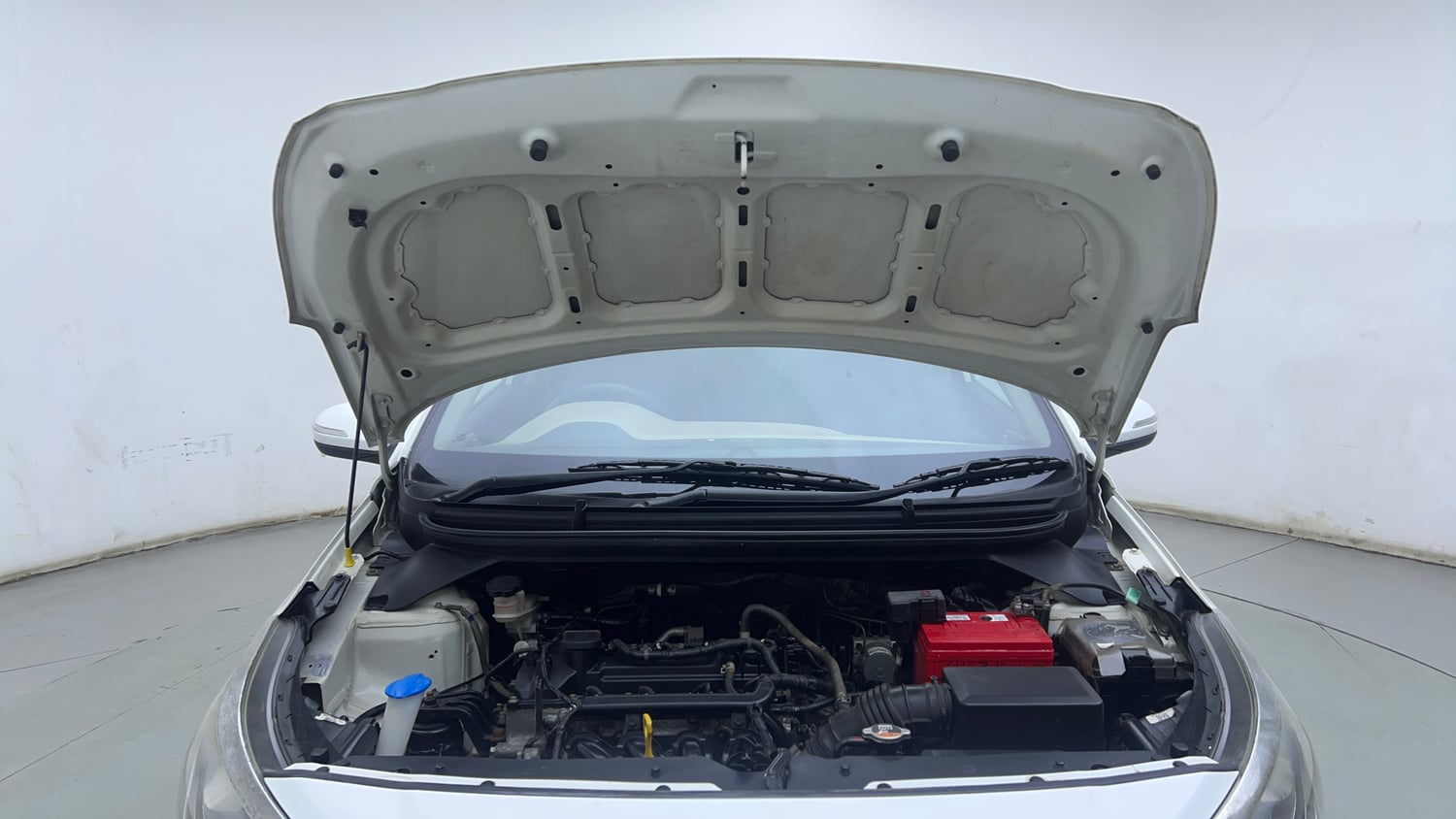 Used 2019 Hyundai Elite i20 Sportz Plus 1.2 Petrol Manual engine ENGINE & BONNET OPEN FRONT VIEW