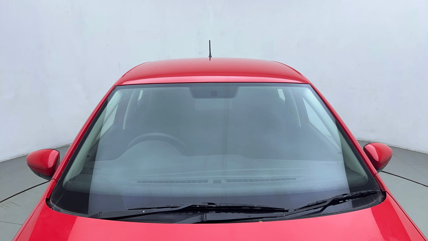 Used 2021 Volkswagen Polo Trendline 1.0L MPI Petrol Manual exterior FRONT WINDSHIELD VIEW